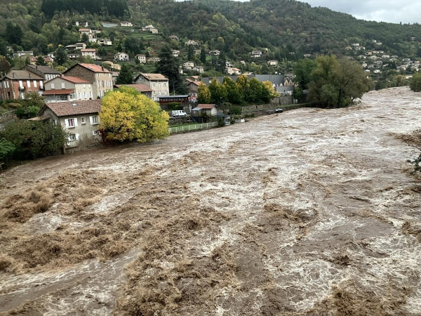 Inondations : jusqu'à 700 mm d’eau en 48 heures 